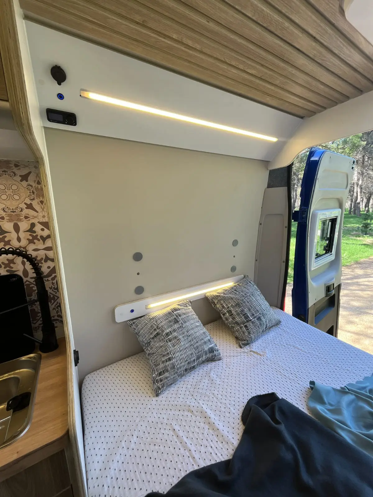 Foto de Furgoneta Camper Gran Volumen L2