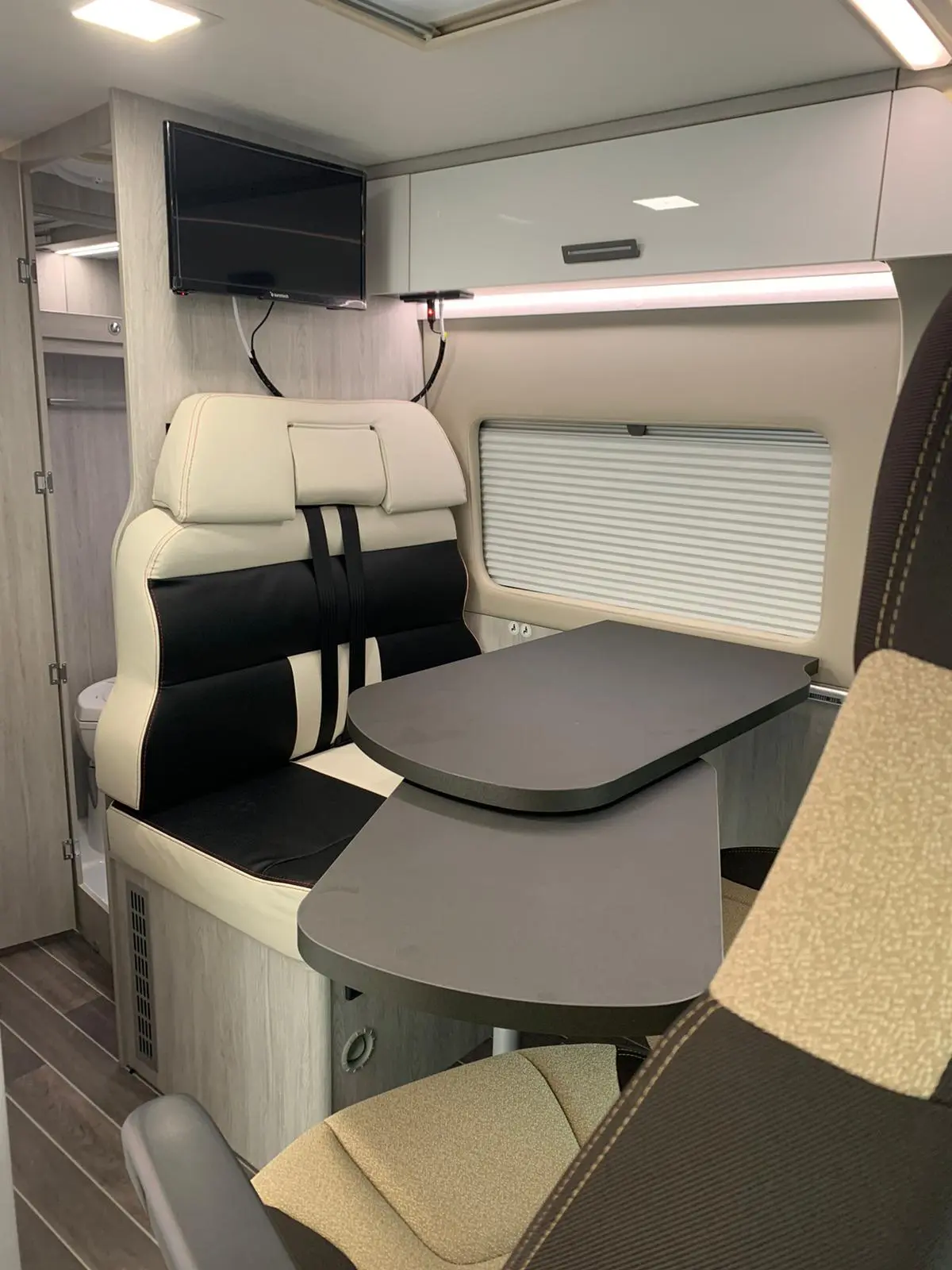 Foto de Furgoneta Camper Livingstone 5 sport