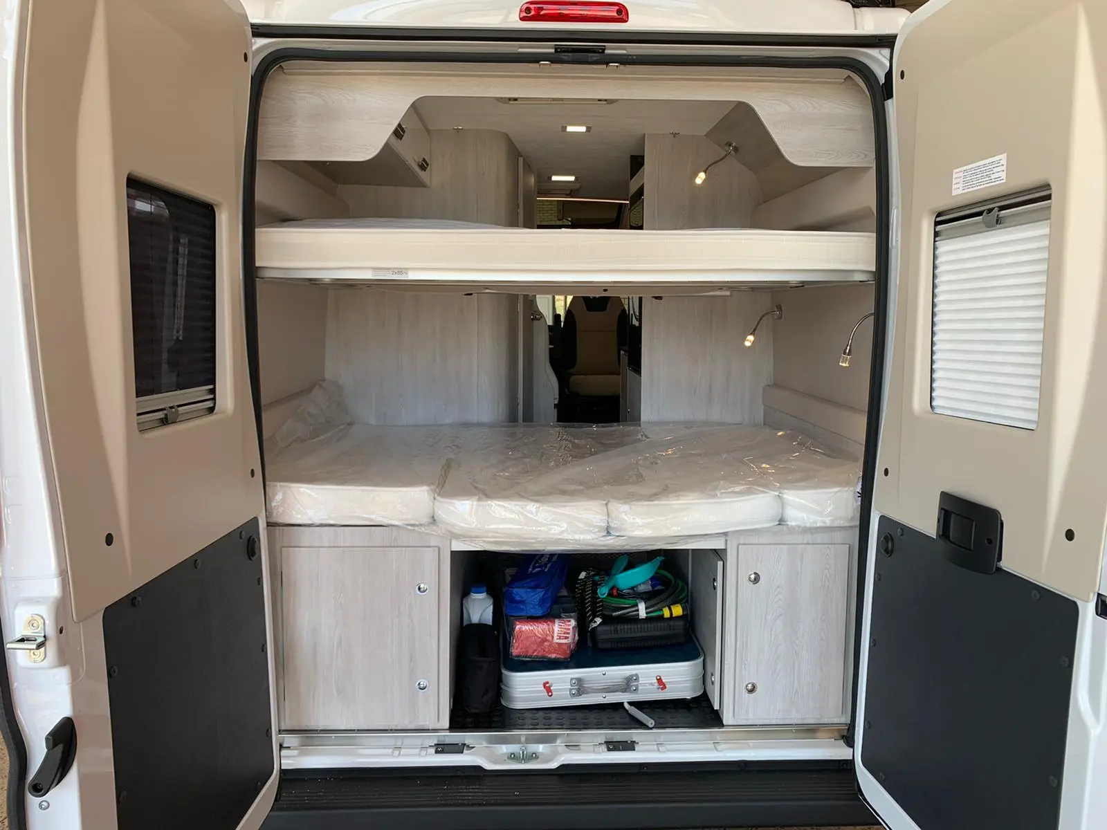 Foto de Furgoneta Camper Livingstone 5 sport