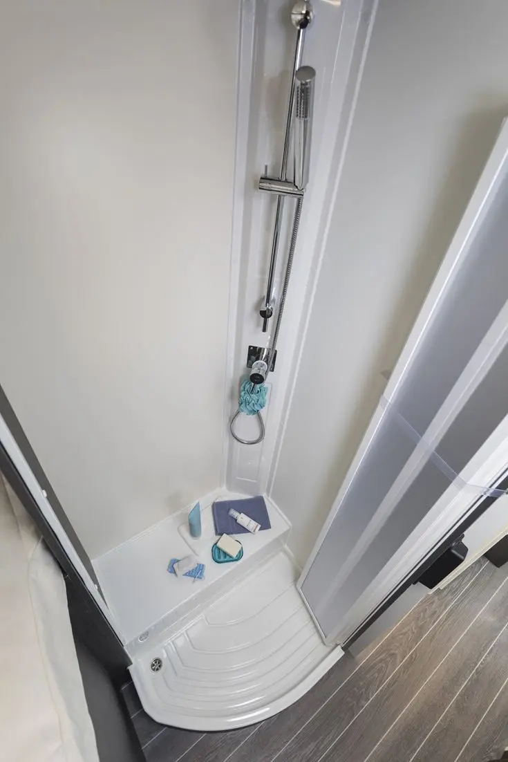 Foto de Autocaravana Perfilada Roller Team Kronos 284 TL (Copia)