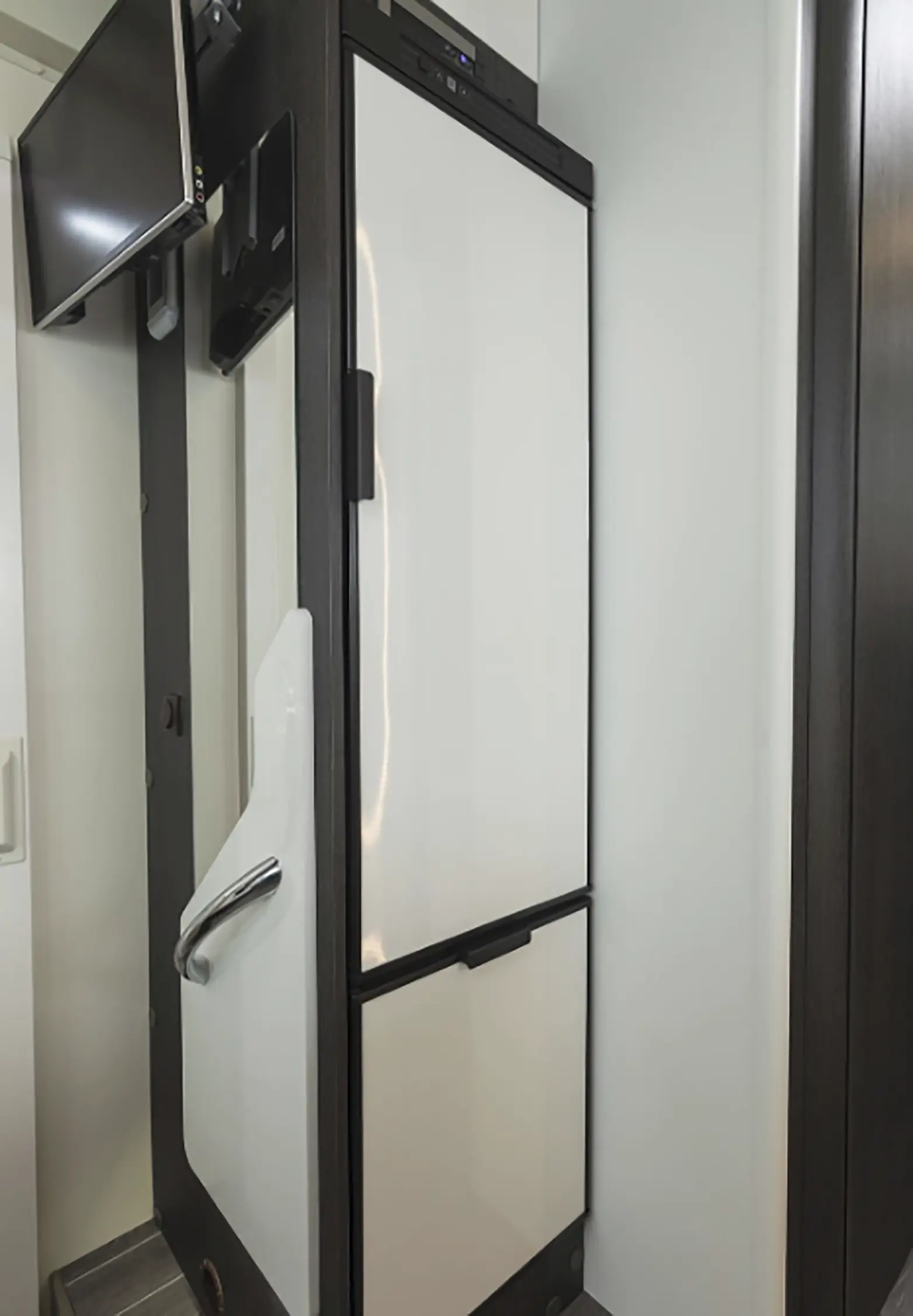 Foto de Autocaravana Perfilada Roller Team Kronos 284 TL (Copia)